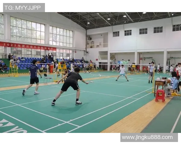 羽毛球的魅力与速度揭秘武汉羽毛球队的训练与比赛之道